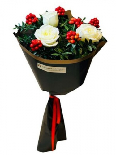 Kokinalı Beyaz Güller